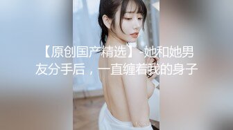 大神旅游景区一路走一路抄底众多的美女少妇眼界大开 (18)