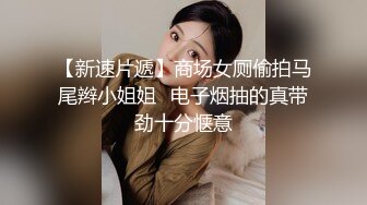 操漂亮少妇 被扛着哥哥大长腿无套输出 鲍鱼粉嫩 说累了让我上位活动活动 躺着被操还是蛮舒坦的