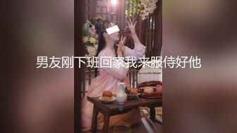 【新片速遞】 ✨✨✨真是骚货一枚~【哺乳期】孕妇奶妈~换装 全裸特写，道具秀~~~✨✨✨--乳汁从大胸里慢慢溢出