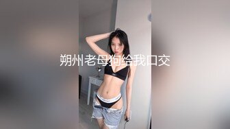 乖巧风骚的小少妇露脸跟大哥在沙发上激情，口交大鸡巴给大哥舔乳头，后入风骚翘臀浪叫呻吟，压在身下爆草