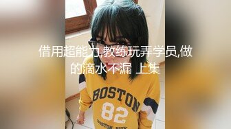 【OnlyFans】逃亡JJ爱KK，狂干群P，大型淫乱场面，两人真实夫妻，女的身材超级棒，群p的场面太过震撼 61