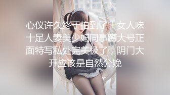 灌醉美女邻居不顾孩子在家灌翻女邻居按在床上使劲爆操漂亮丰臀