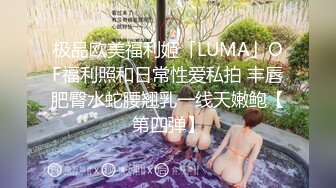  牛仔小妹露脸颜值高让纹身大哥放肆玩弄，乖巧的舔弄大鸡巴，让大哥无套蹂躏爆草